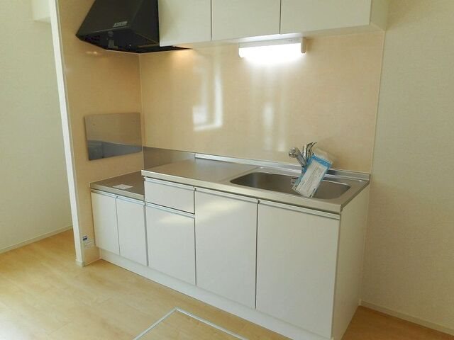 キッチン　※別号室の写真です。