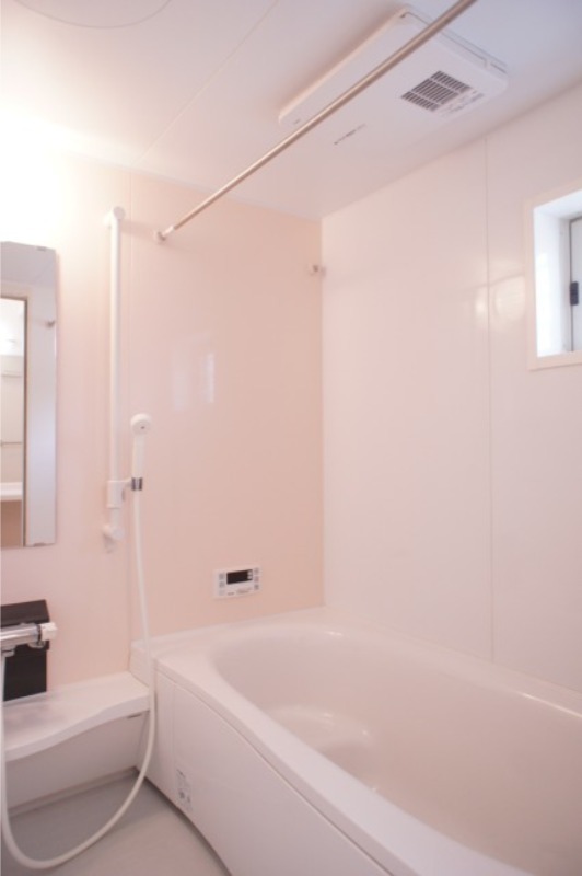 バス・シャワールーム　図面と現状に相違がある場合には現状を優先