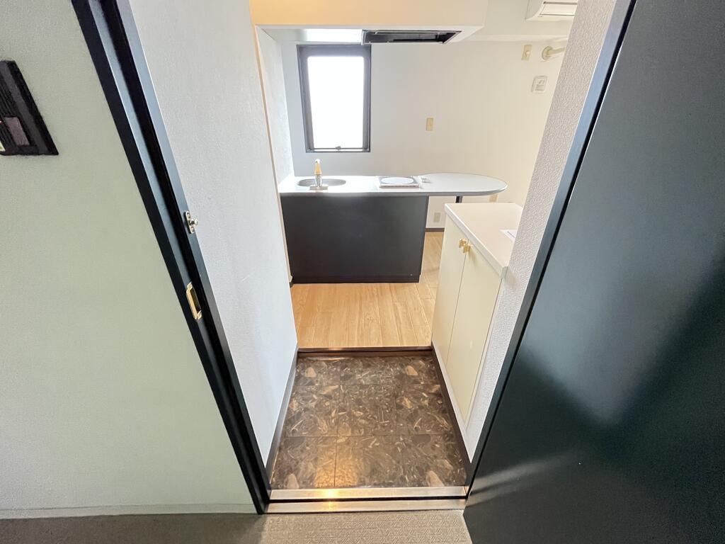 玄関　別号室参考写真