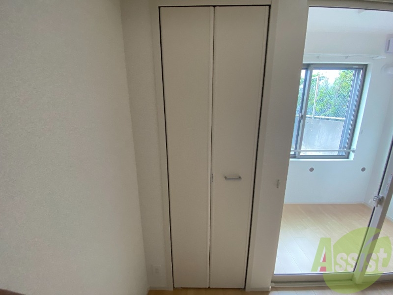 収納　収納スペースは高さもあり使い勝手が良さそうです。