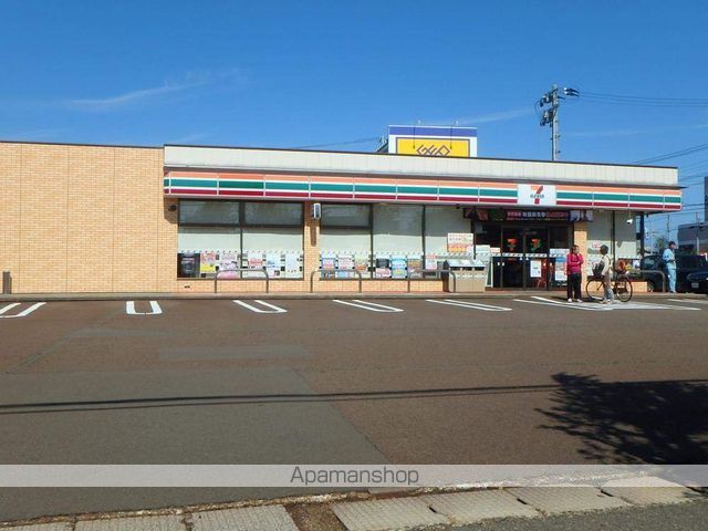 コンビニ　セブンイレブン上越五智一丁目店（コンビニ）まで500m