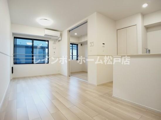 居室・リビング　※同仕様施工参考写真