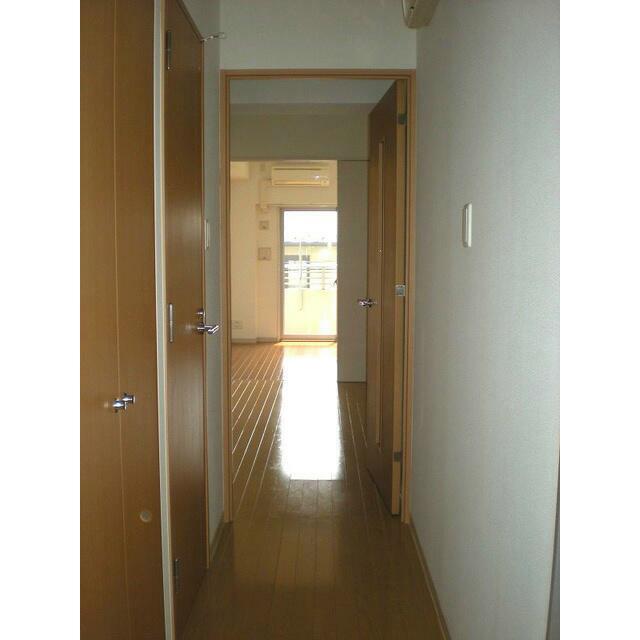 玄関　別部屋同仕様タイプ