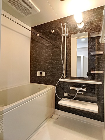 バス・シャワールーム