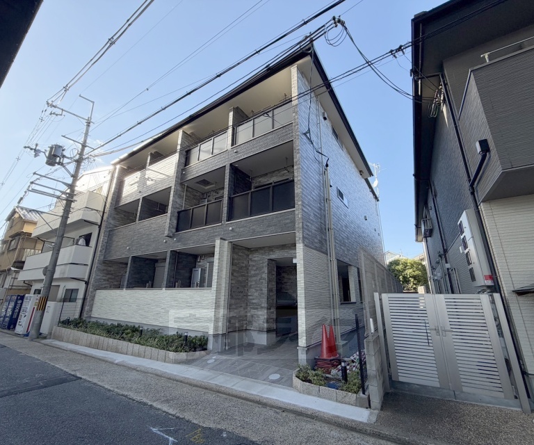 京阪本線 藤森駅 徒歩8分 築1年