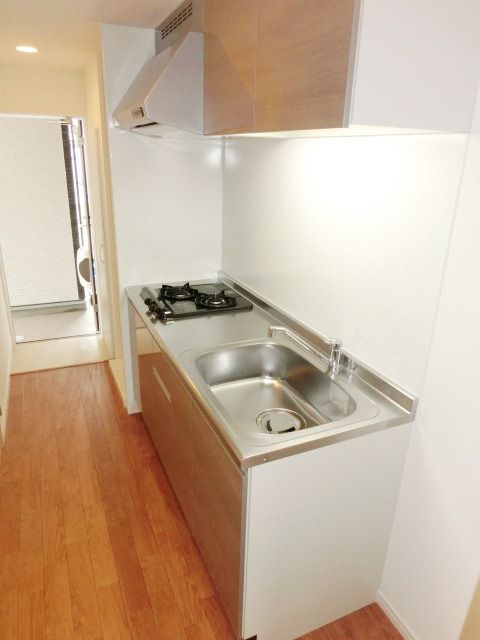 キッチン　お掃除のしやすいシステムキッチン