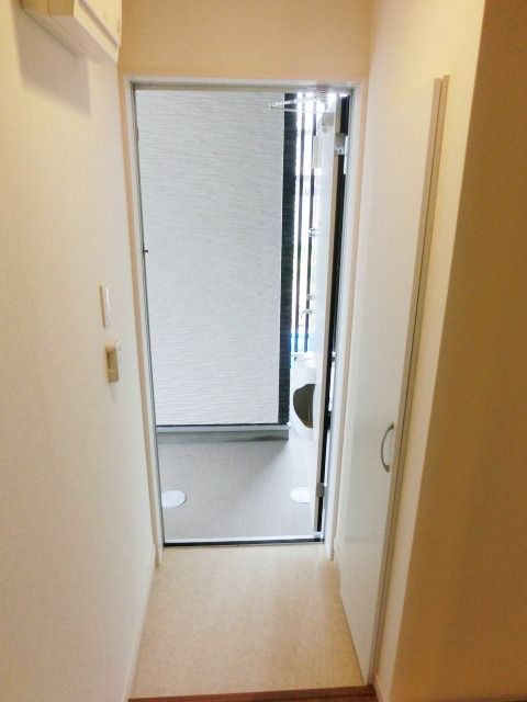 玄関　風通しの良い玄関です