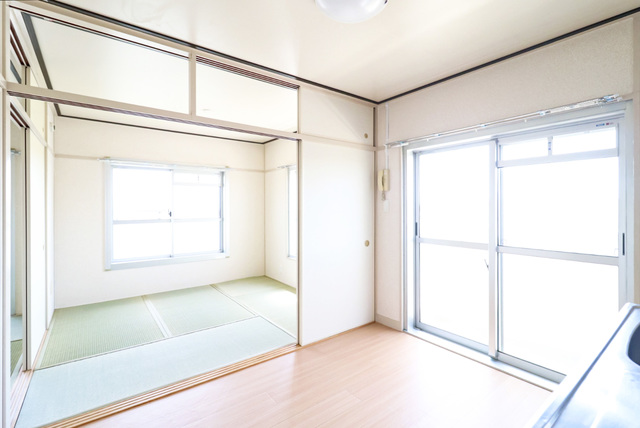 居室・リビング　和室をつなげてお使いいただけます