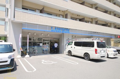 コンビニ　ローソン 城東蒲生二丁目店（コンビニ）まで73m