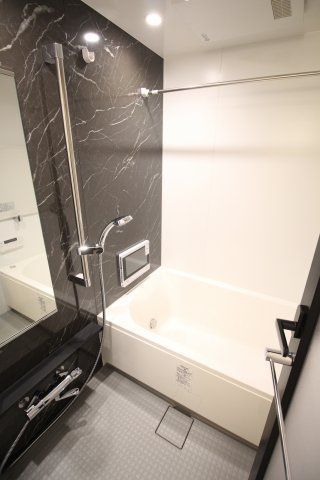 バス・シャワールーム　（別タイプ参考写真）ミルーナヒルズD駒込　 北区西ヶ原1