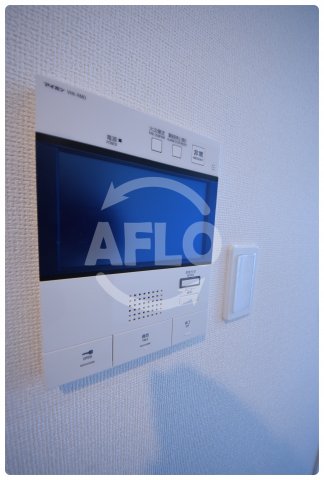 セキュリティ　セレニテ谷九プリエ　TVモニター付きインターホン