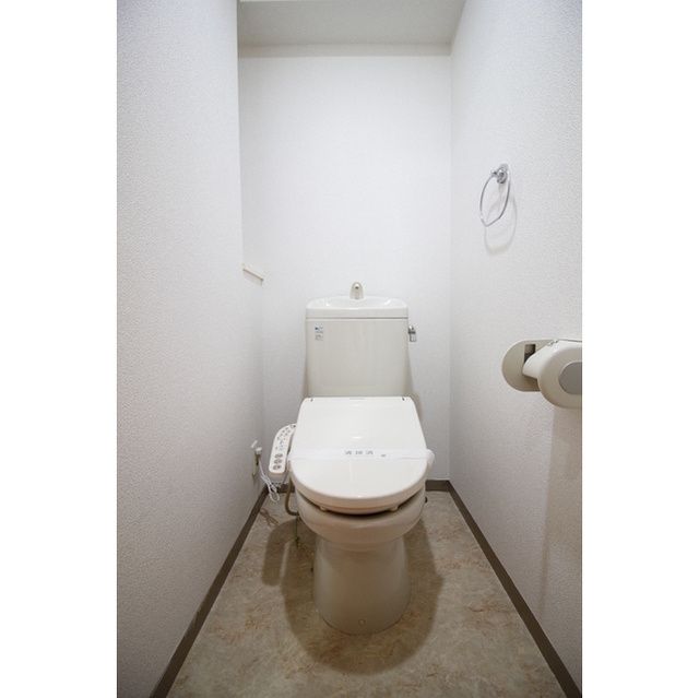 トイレ　（別タイプ参考写真）プレール・ドゥーク文京本駒込　文京区本駒