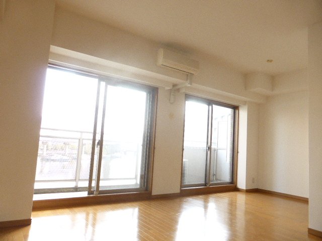 居室・リビング　居室※別部屋参考写真