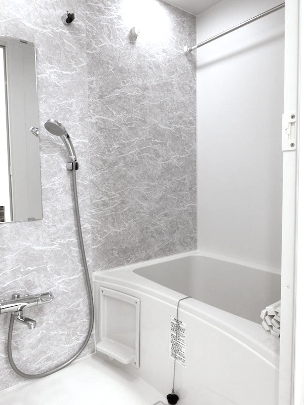 バス・シャワールーム　風呂