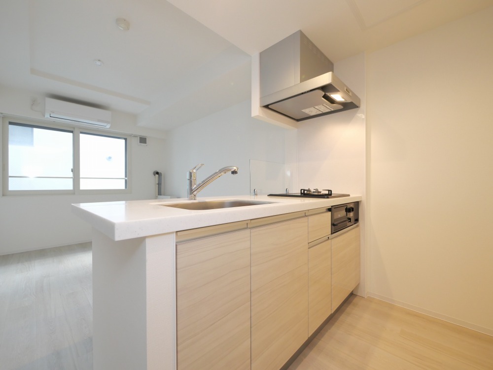 キッチン　人気の対面システムキッチンタイプです！