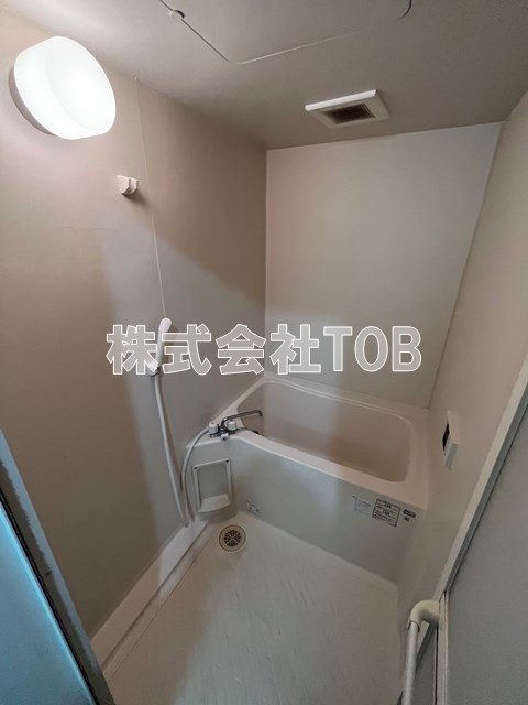 バス・シャワールーム　※同間取り別号室写真です