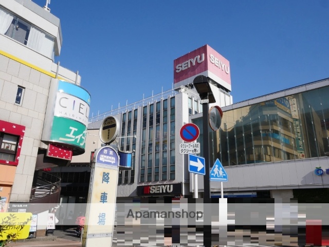 スーパー　西友所沢駅前店（スーパー）まで596m