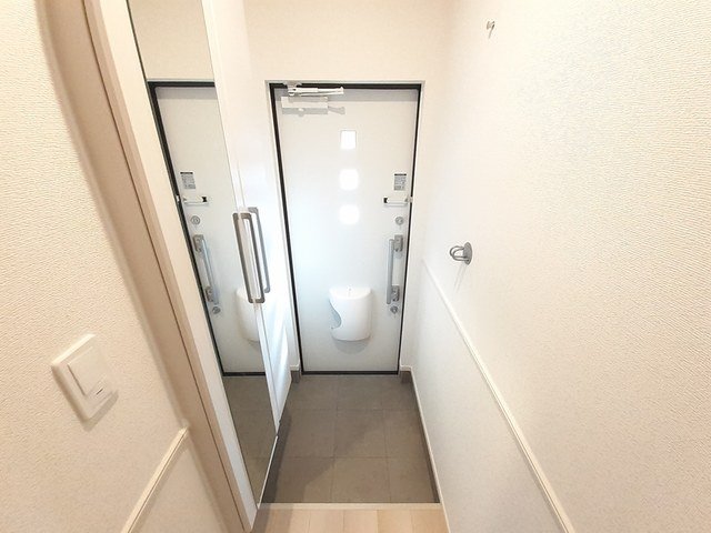 玄関　シンプルで使いやすい玄関です