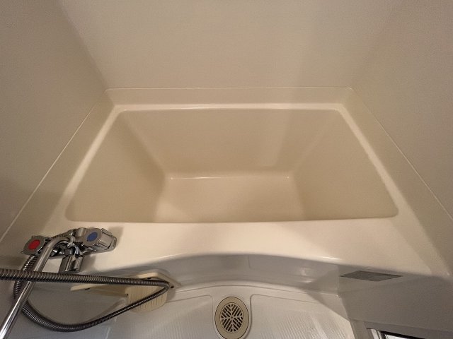 バス・シャワールーム　日々の疲れを癒すお風呂付です