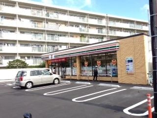 コンビニ　★★セブンイレブン（コンビニ）まで169m