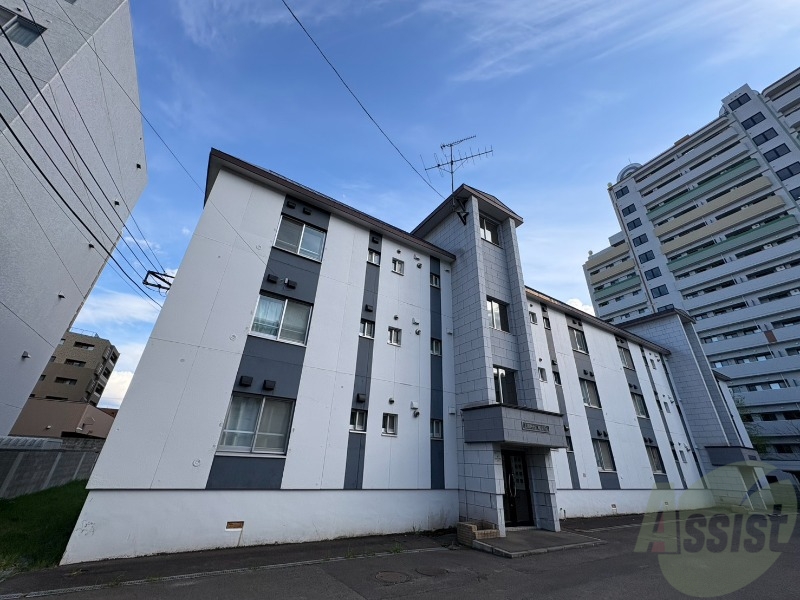 建物外観　札幌市南１２条「リベルティ旭ヶ丘」