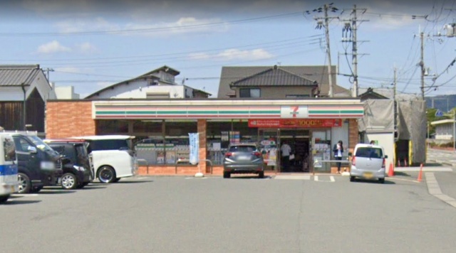 コンビニ　セブンイレブン　姫路飾磨細江店（コンビニ）まで300m