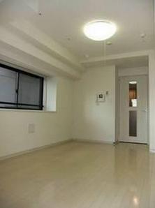 居室・リビング　※別部屋の参考写真です。