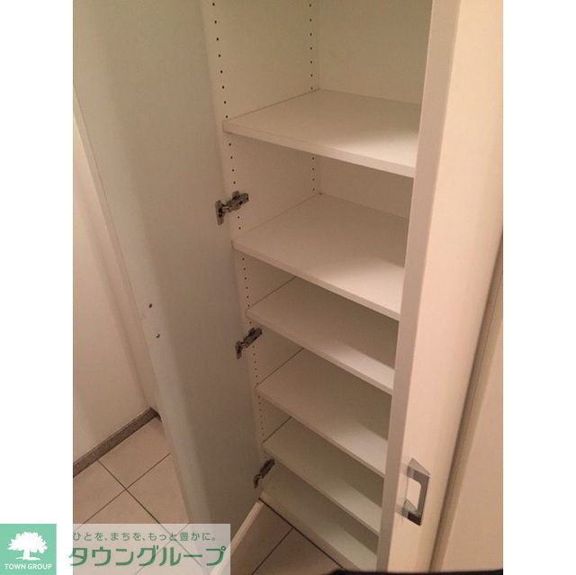 玄関　収納