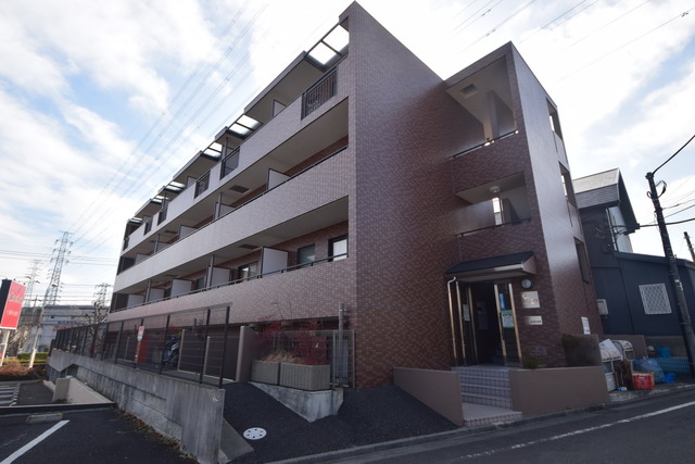 建物外観　～綺麗な外観ですっ～
