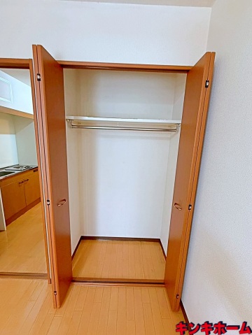 収納　写真は別のお部屋です。（現況を優先してください）