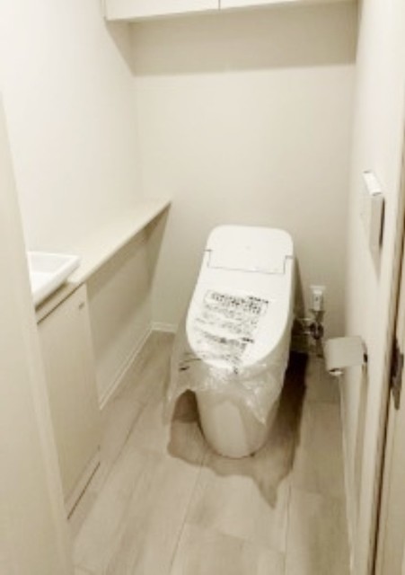 トイレ　別部屋参考写真