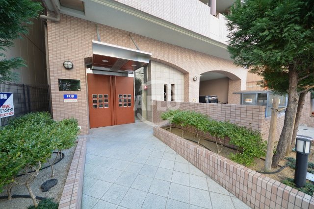 エントランス　シャルマンフジ大阪城南　エントランス