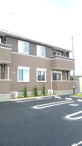 駐車場　車をお持ちの方に嬉しい駐車場付きの物件です