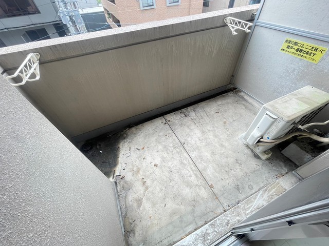 バルコニー　※他号室の写真です。