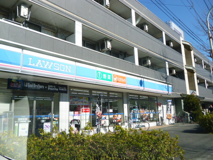 コンビニ　ローソン（コンビニ）まで400m