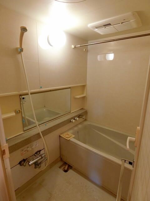 バス・シャワールーム　別部屋参考写真