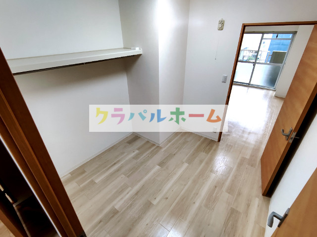 収納　ウォークスルー収納（４．１帖）