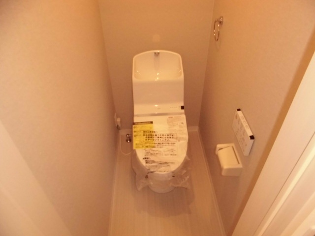 竹鼻西ノ口町貸家のトイレ写真