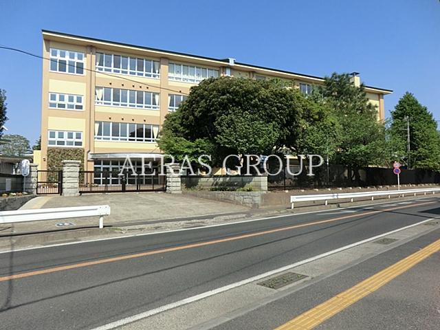 小学校　綾瀬市立綾瀬小学校（小学校）まで490m