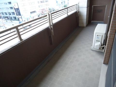 バルコニー　ベランダ