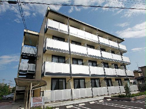建物外観　新守山駅から徒歩9分