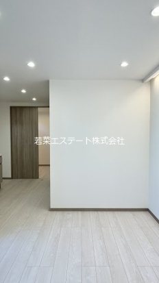 居室・リビング　写真は同型物件です。