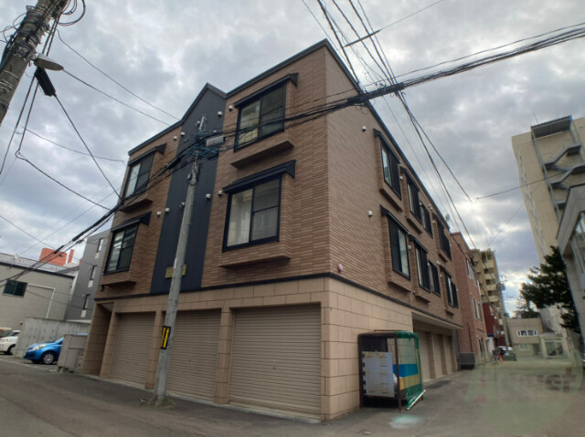 建物外観　札幌市中央区南１１条西『パークヒルズ中島公園』