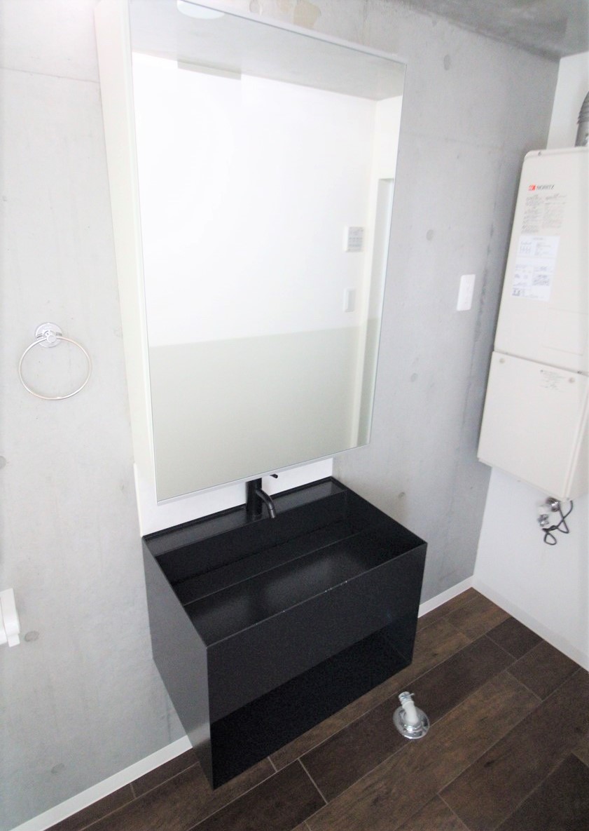 洗面設備　※同建物別部屋内装写真