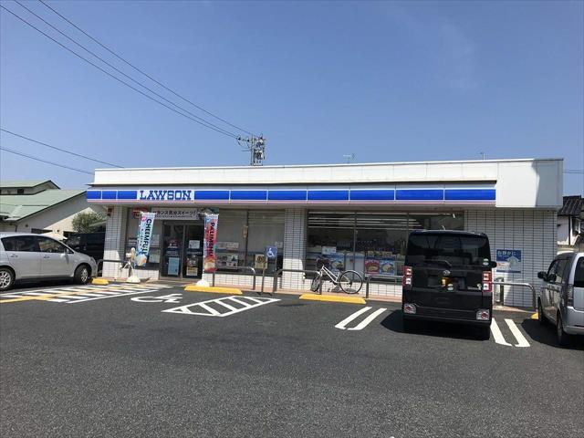 コンビニ　ローソン（コンビニ）まで334m
