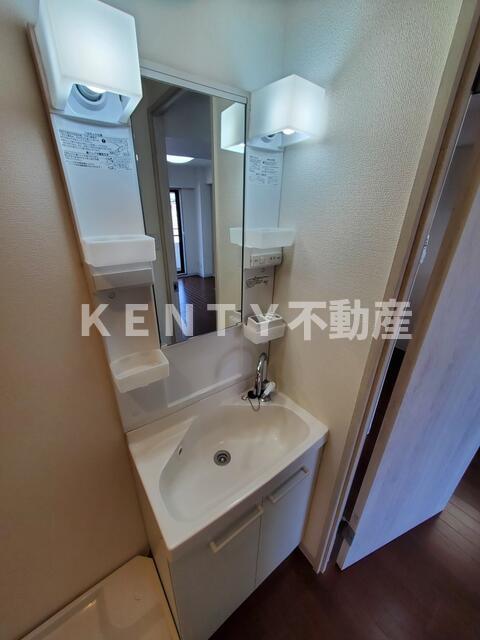 洗面設備　忙しい朝には欠かせない洗面所です