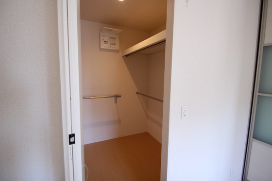 収納　※別部屋の写真です