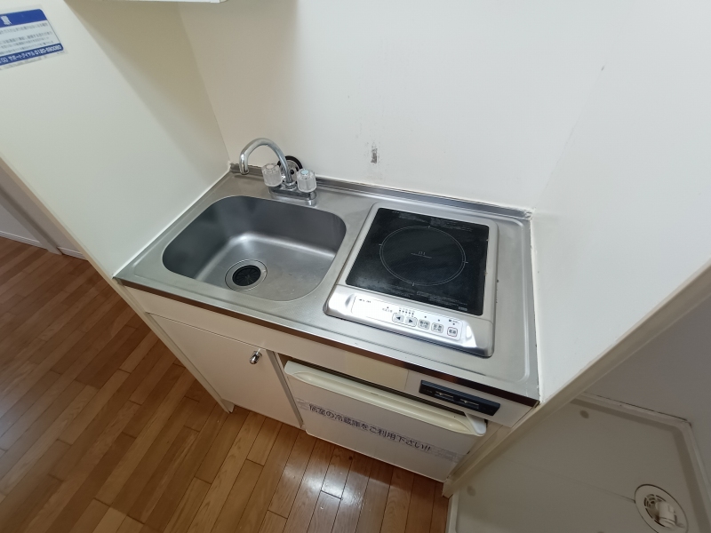 キッチン　コンロは1口コンロです。