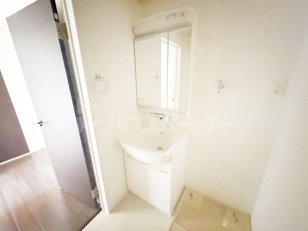 洗面設備　※同施工参考写真※
