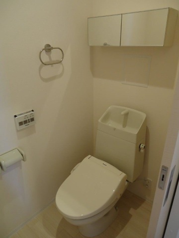 トイレ　コンパクトで使いやすいトイレです